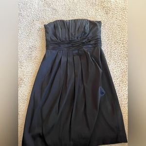 Dusk size 4 women’s black formal short dress